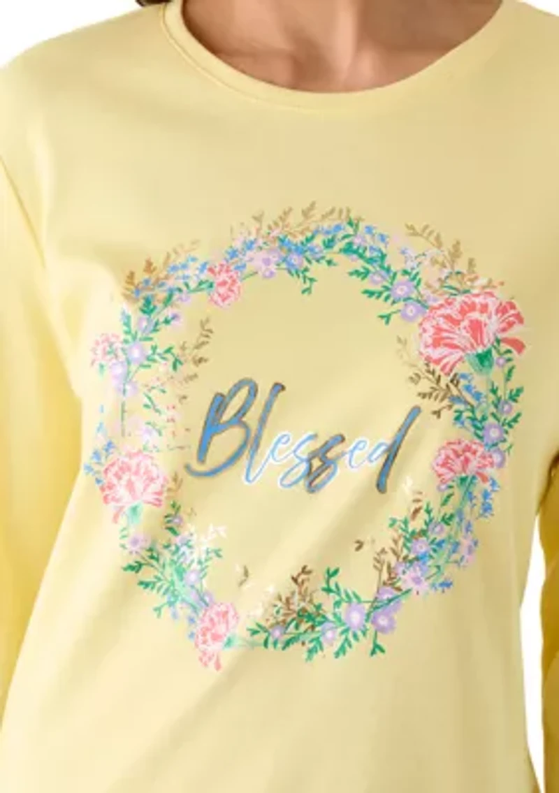 Petite 3/4 Sleeve Crew Neck Graphic Shirt