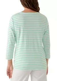 Petite 3/4 Sleeve Crew Neck Graphic T-Shirt