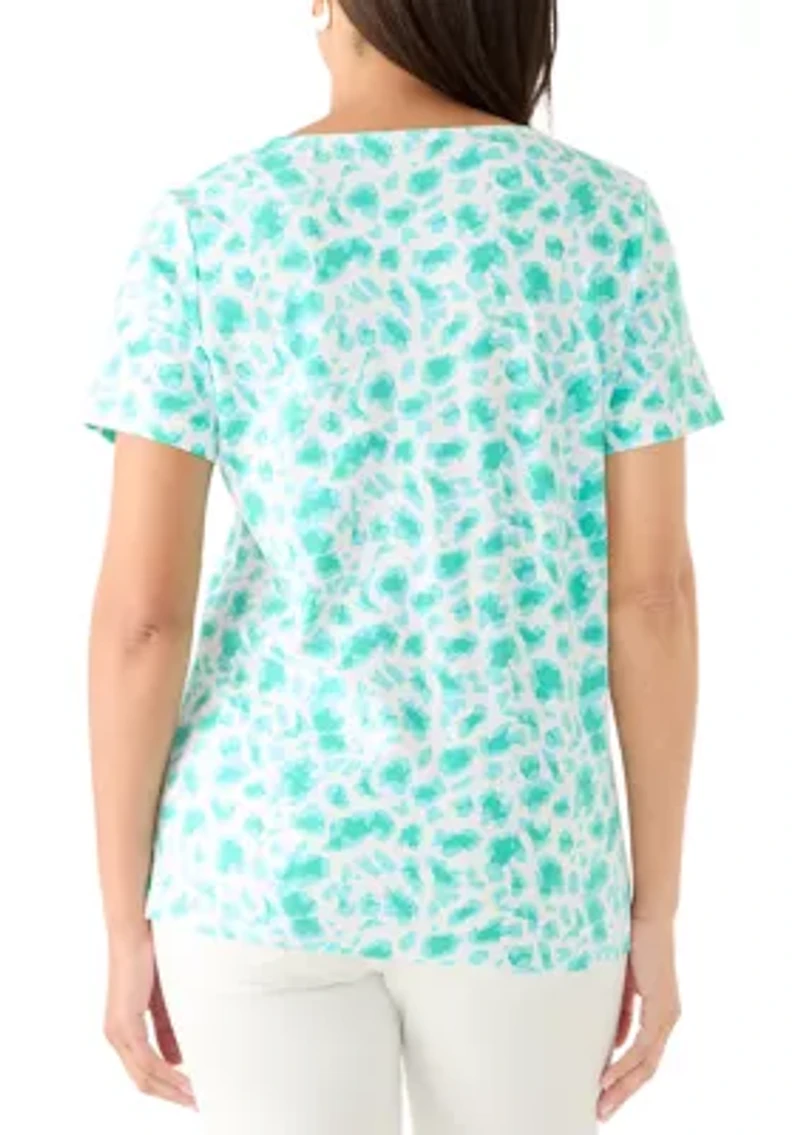 Women's Crochet Trim Split Neck Printed T-Shirt