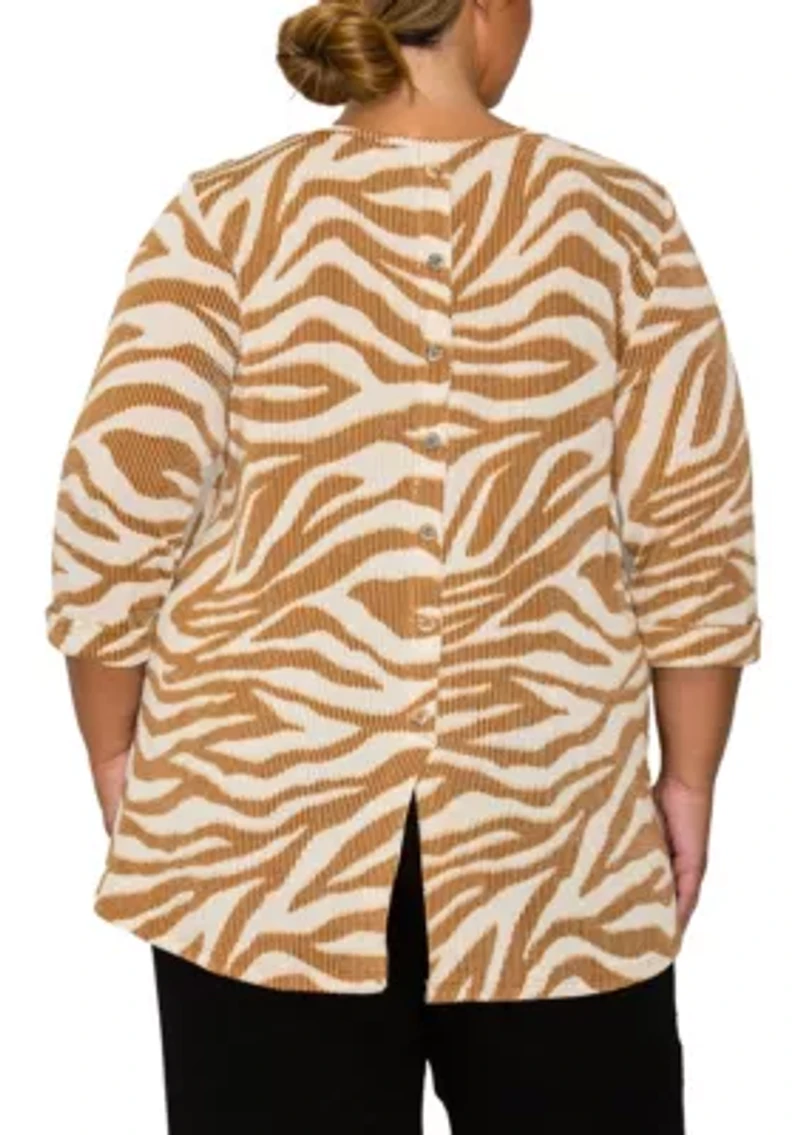 Zebra Textured Button Back 3Q Rolled Sleeve