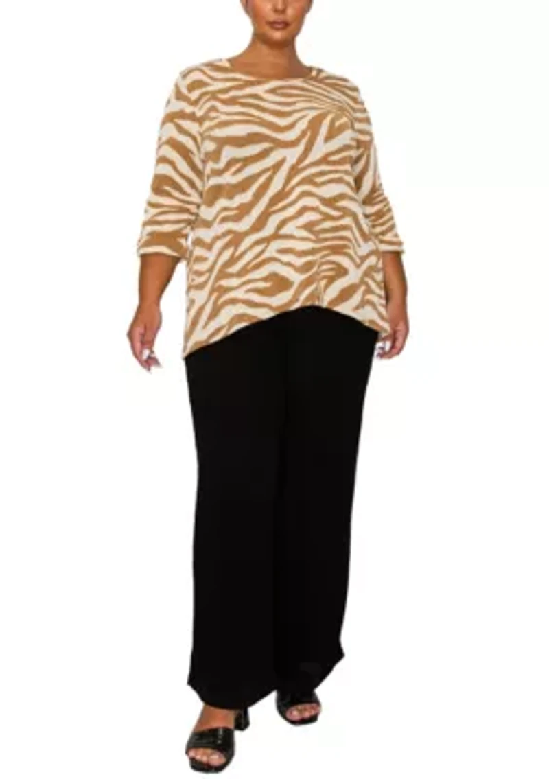 Zebra Textured Button Back 3Q Rolled Sleeve
