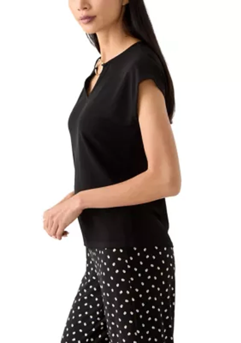 Petite Short Sleeve Keyhole Top