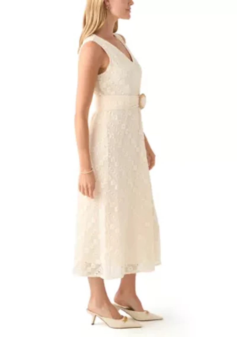 Petite V-Neck Patio Lace Dress