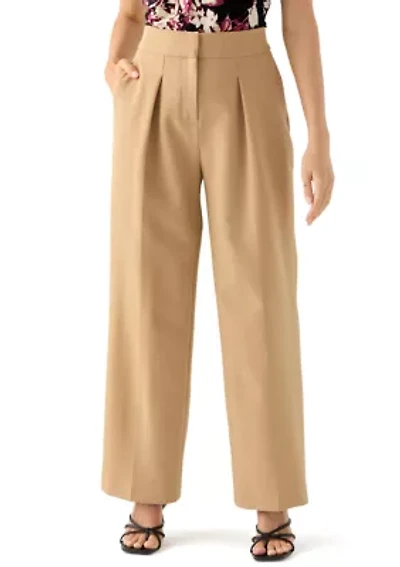 Petite Pleated Wide Leg Trouser