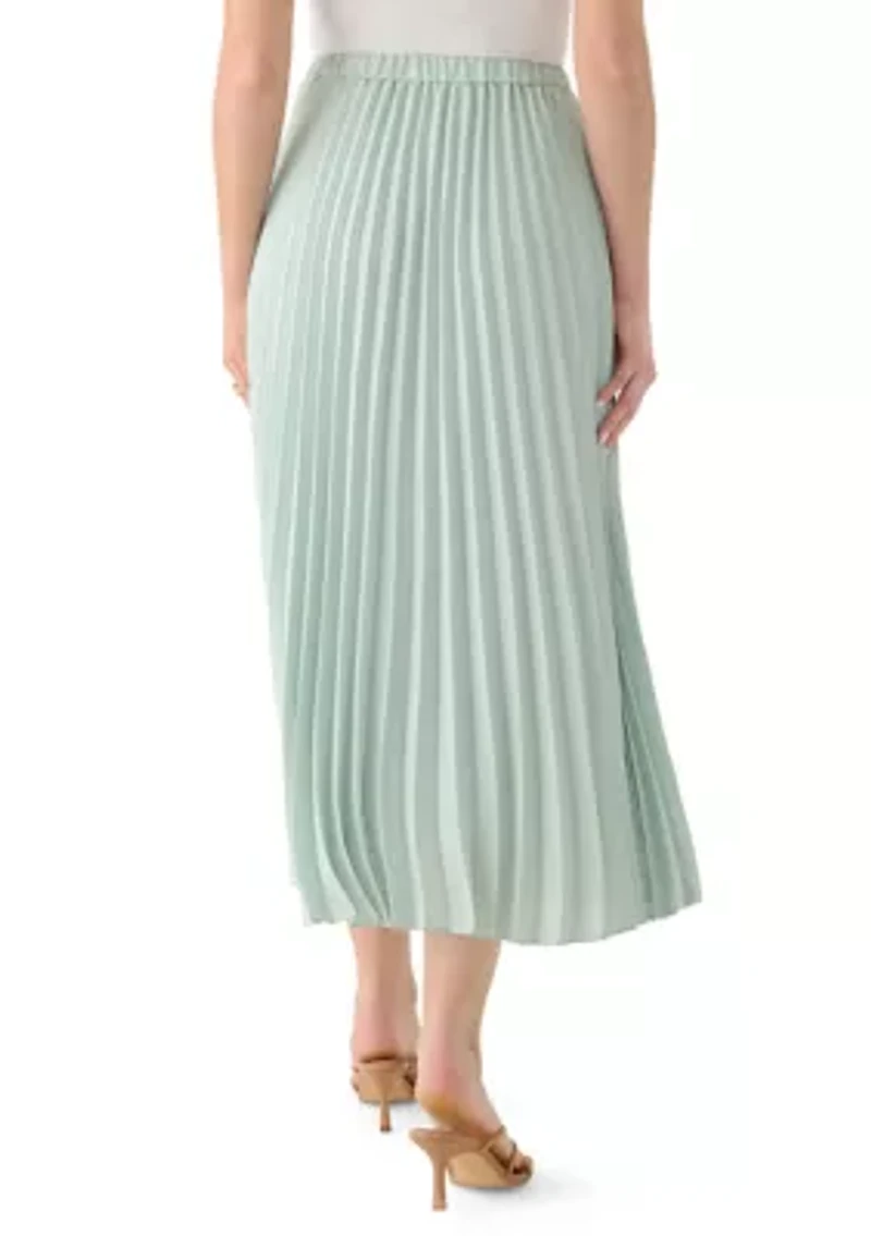 Women's Pull On Flat Front Belt Pleated Skirt