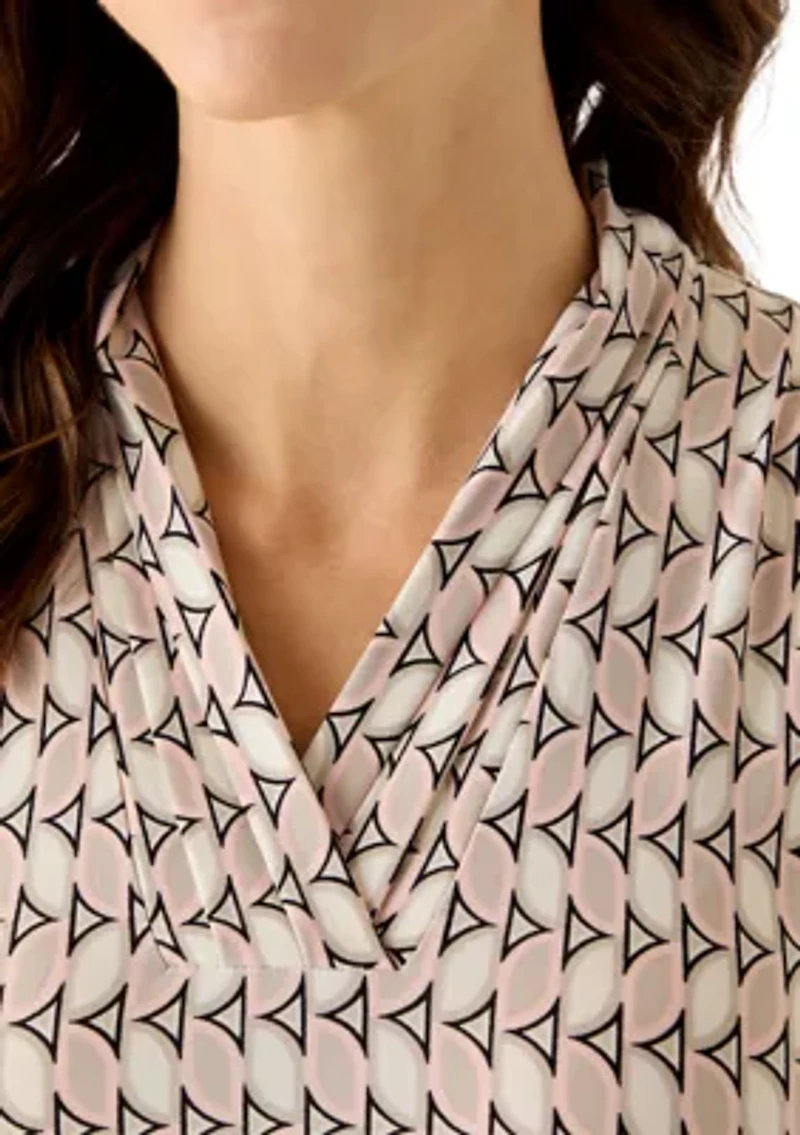 Women's Sleeveless V-Neck Top