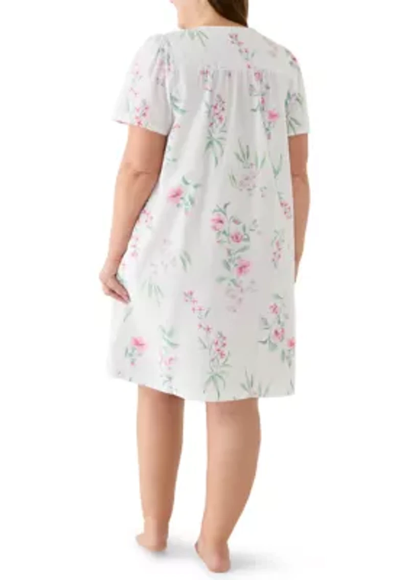 Plus Short Snap Robe