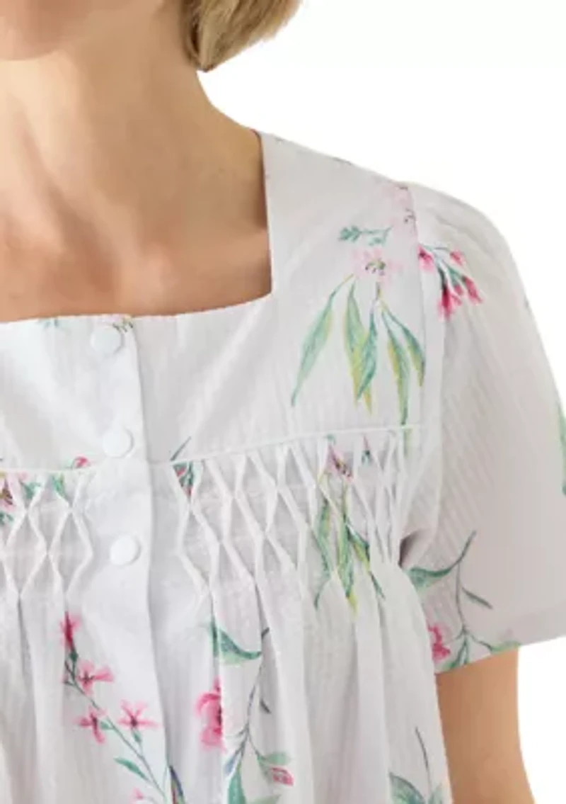 Women's Short Seersucker Robe