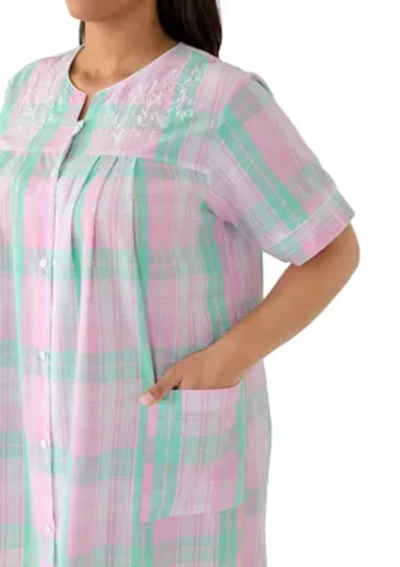 Plus Short Snap Seersucker Robe