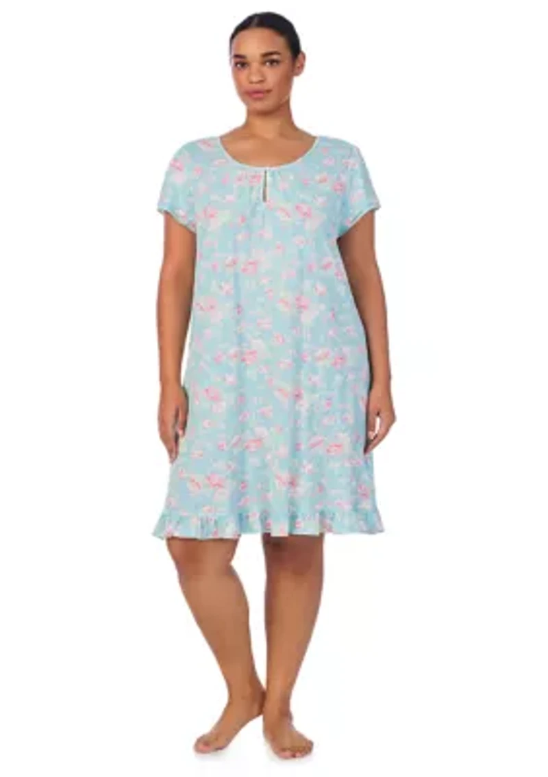 Plus Flutter Sleeve Keyhole Neck Short Gown