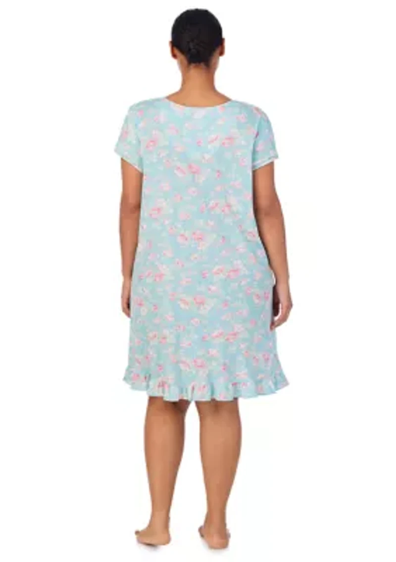 Plus Flutter Sleeve Keyhole Neck Short Gown