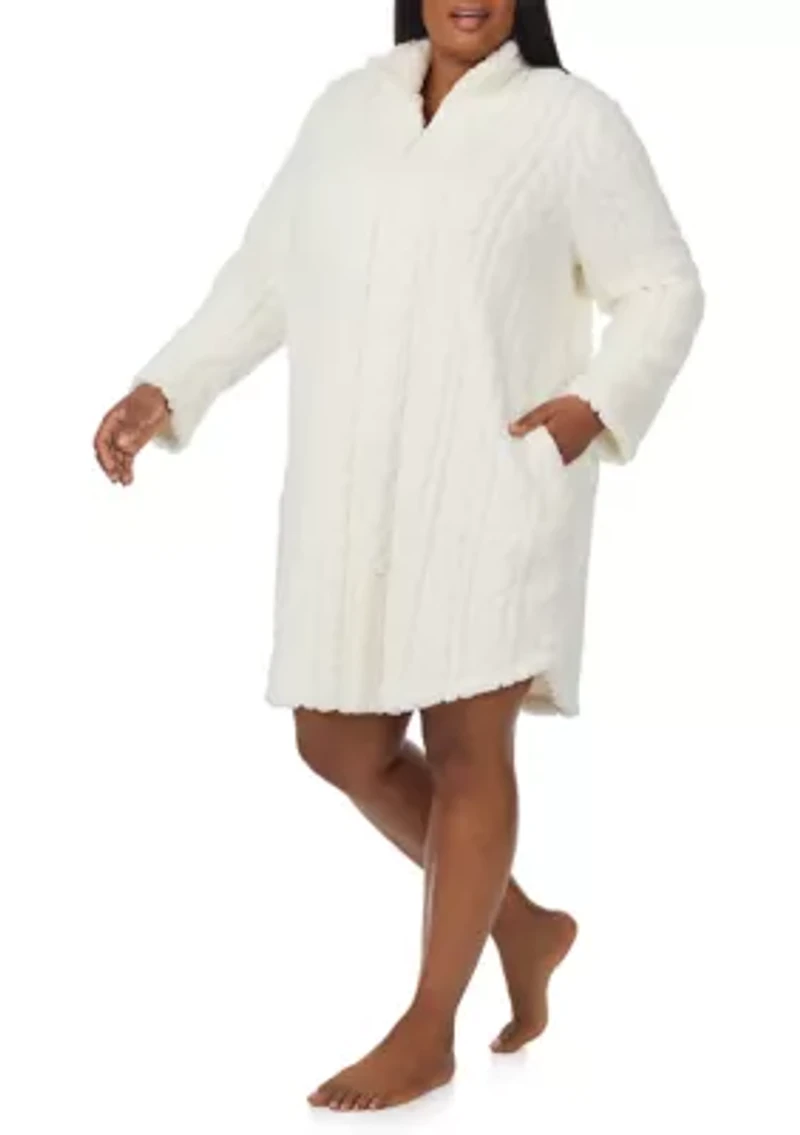 Pus Short Zipper Robe