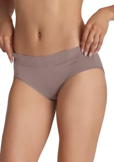 Second Skin Lace Hipster