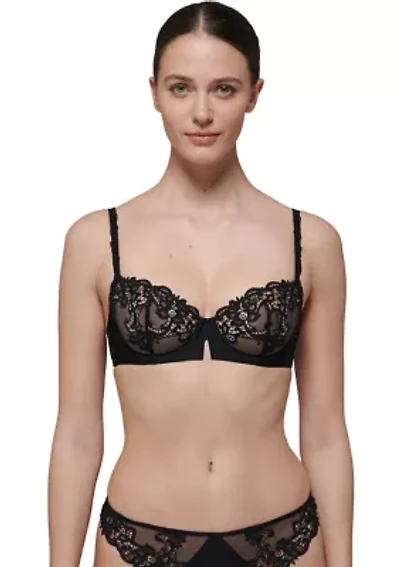Saga Demi Bra