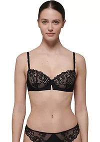 Saga Demi Bra