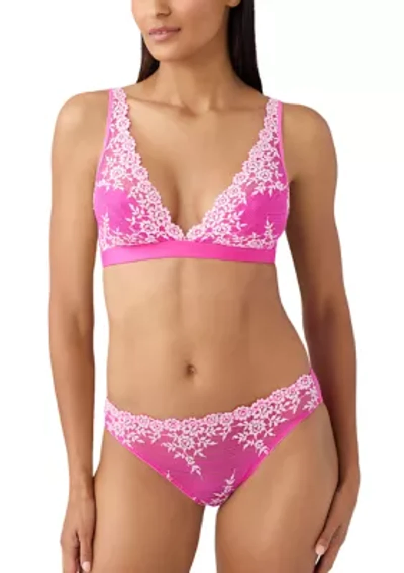 Embrace Lace™ Wire Free Bra