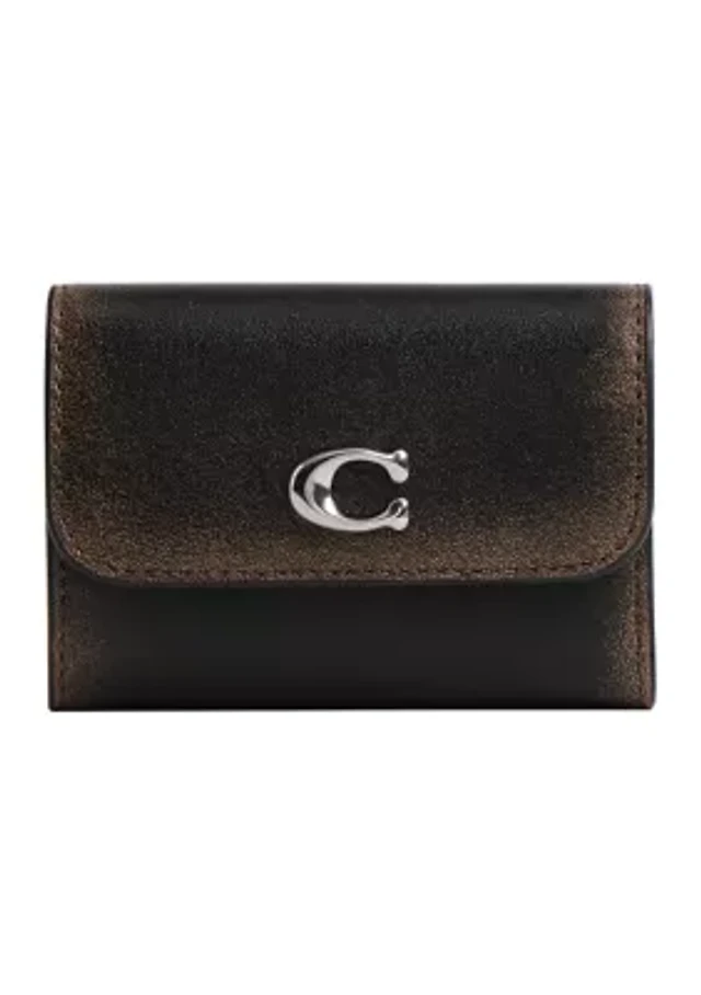 Essential Card Holder Wallet in Loved Leather