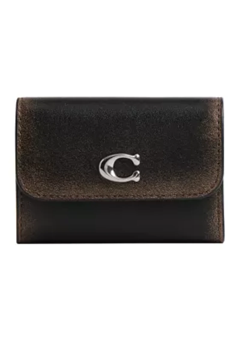 Essential Card Holder Wallet in Loved Leather