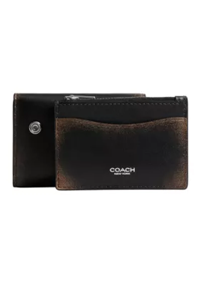 Essential Card Holder Wallet in Loved Leather