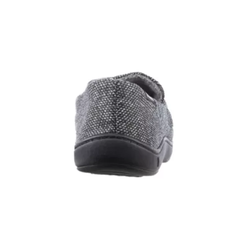 isotoner Men's Javier Mesh Closed Back Slippers
