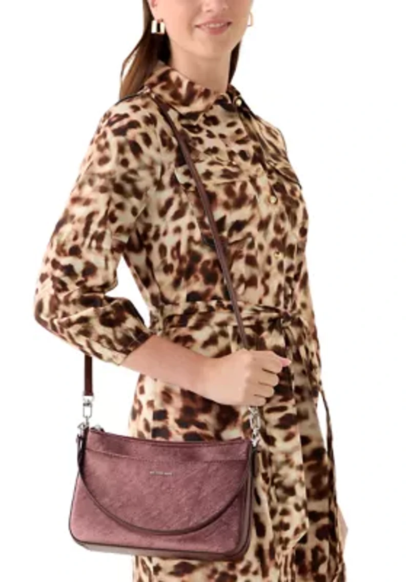 Jet Set Medium Top Zip Pochette Crossbody: