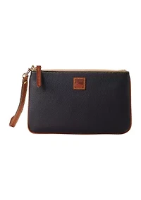 Pebble Grain Large Wristlet