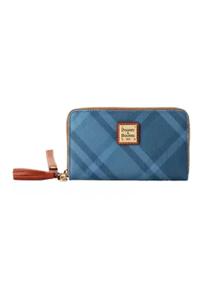 Zip Around Wristlet