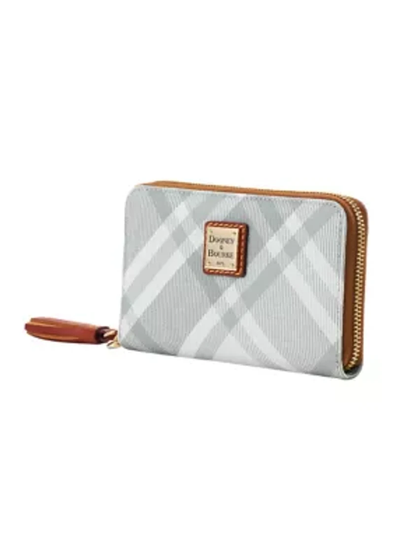 Zip Around Wristlet