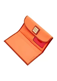 Pebble Grain Continental Clutch