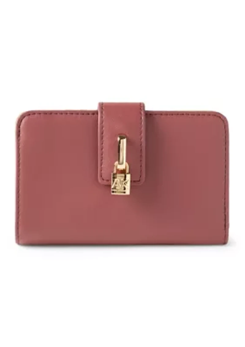 Medium Flap Wallet