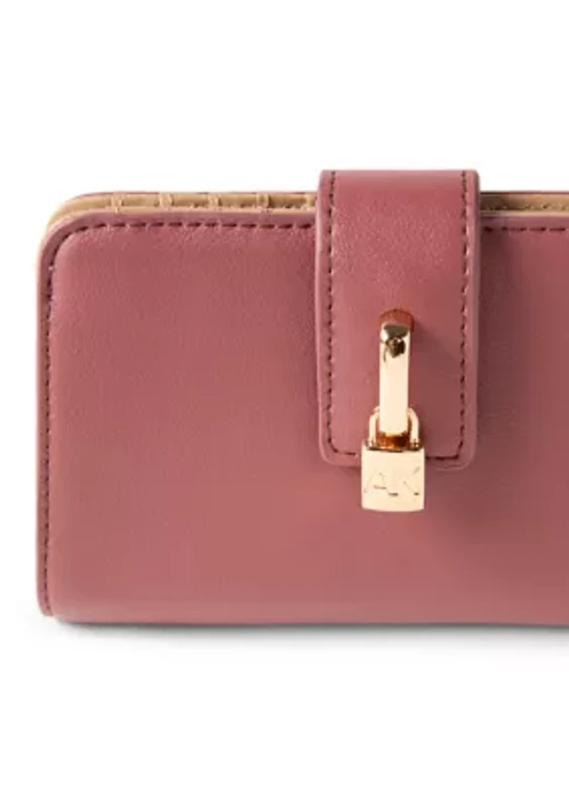 Medium Flap Wallet