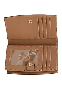 Belted Medium Zip Bifold Bag