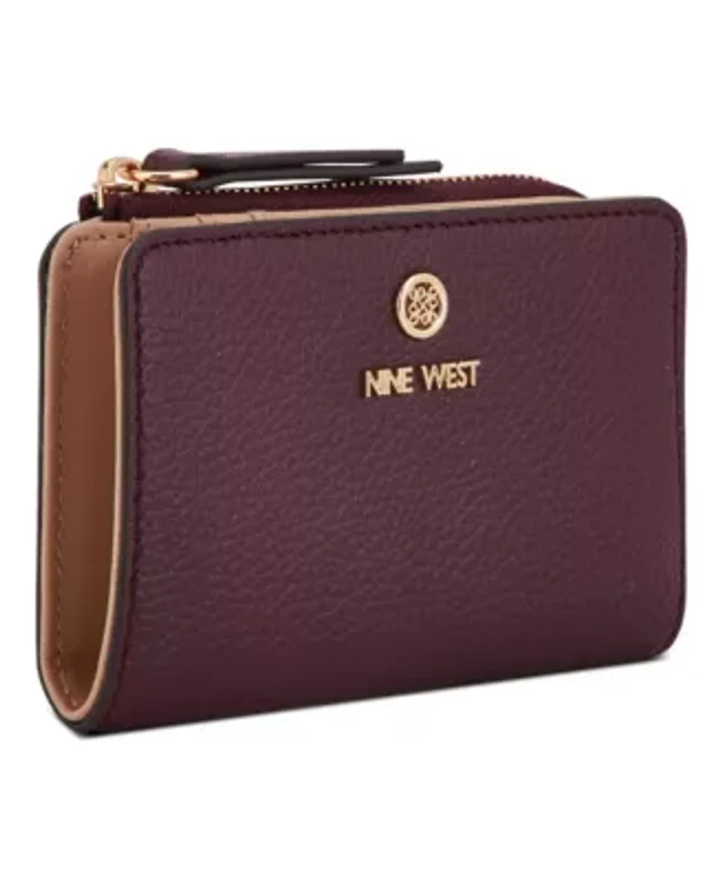 Nine West Lockup 9s  zip card case