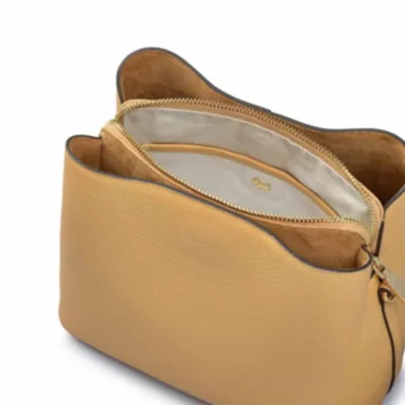 Dukes Place Medium Compartment Crossbody