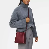 Dukes Place small Compartment Crossbody