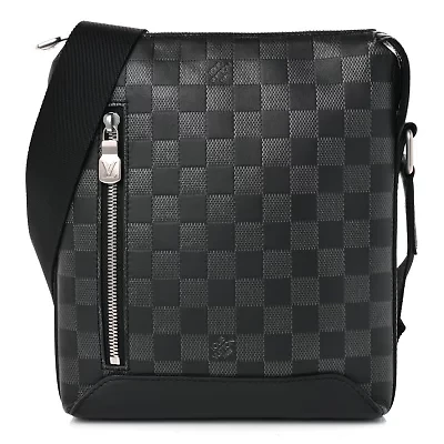 Louis Vuitton Discovery Messenger BB Damier Infini -FINAL SALE NO RETURNS