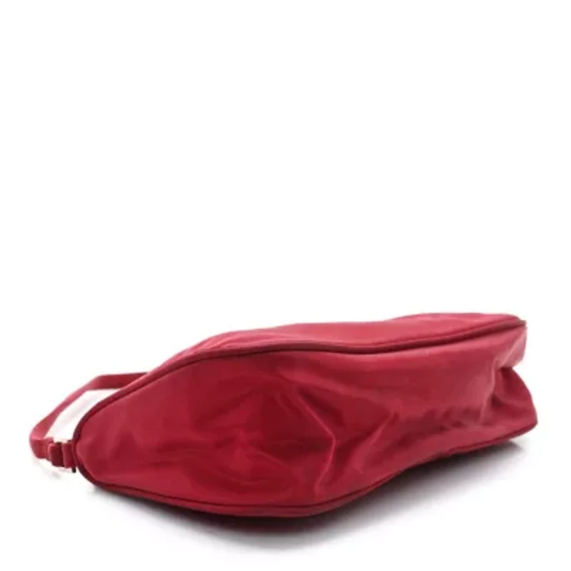 Prada Tessuto Nylon Sport Pochette Bag Porpora -FINAL SALE NO RETURNS