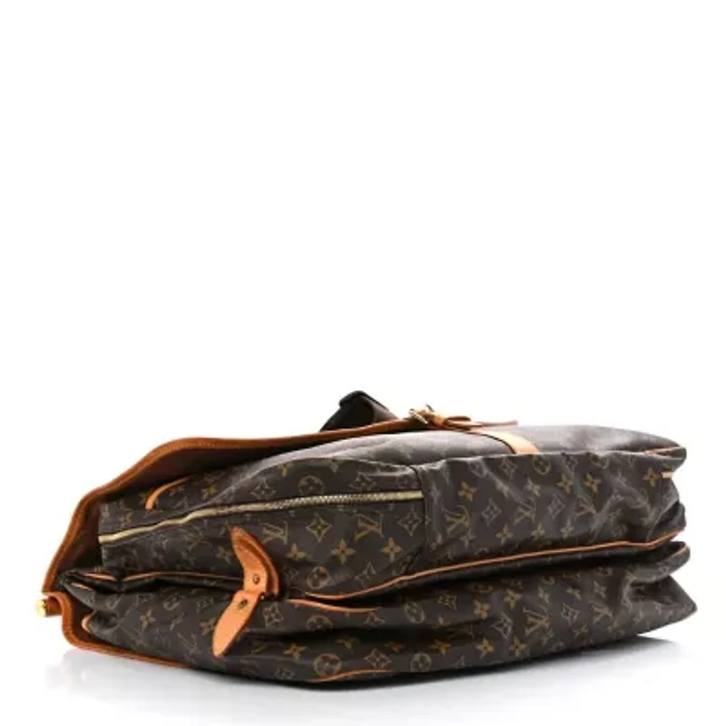 Louis Vuitton Sac Chasse -FINAL SALE NO RETURNS