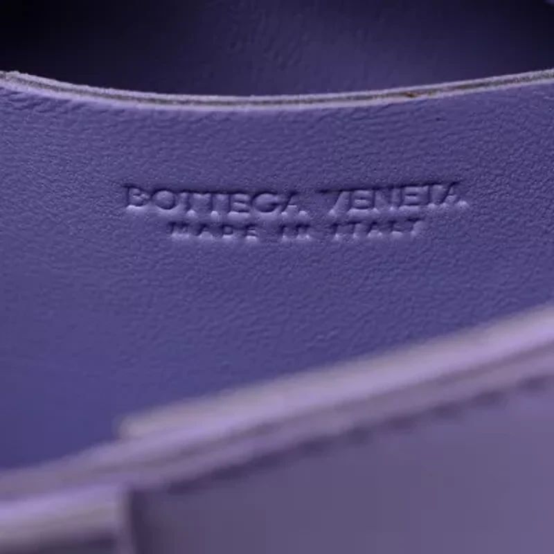 Bottega Veneta Nappa Maxi Intreccio Padded The Belt Cassette Bag Parakeet -FINAL SALE NO RETURNS