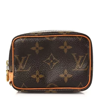 Louis Vuitton Monogram Wapity -FINAL SALE NO RETURNS