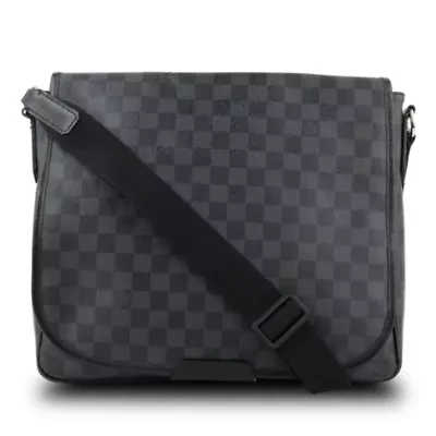 Louis Vuitton Daniel MM Damier Graphite -FINAL SALE NO RETURNS