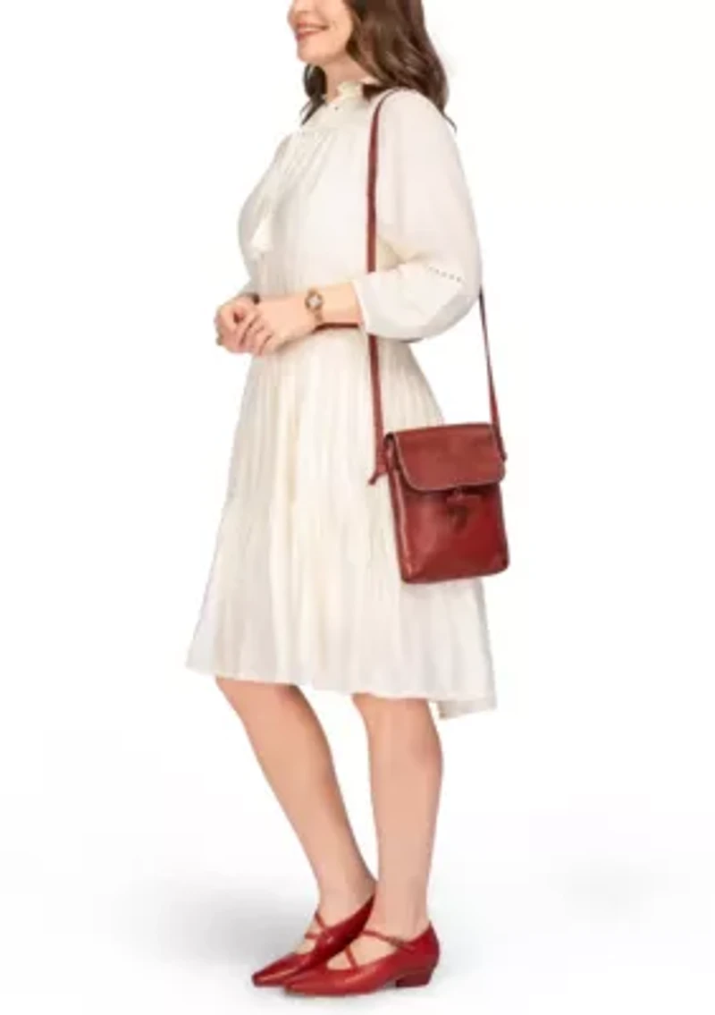 Ixia Small Minimal Everyday Leather Crossbody