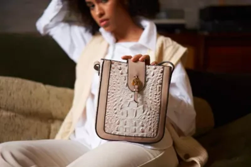 Molly Crossbody Handbag