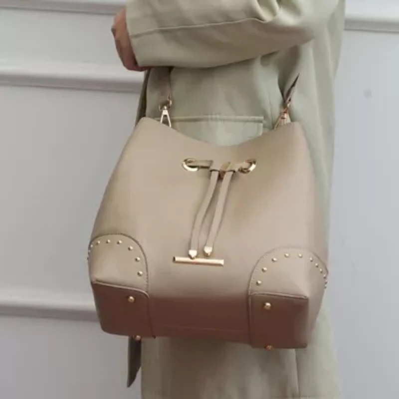 Callie Bucket 2pc Set