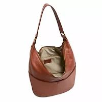 Carrie Hobo