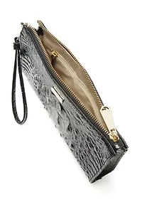 Daisy Wristlet