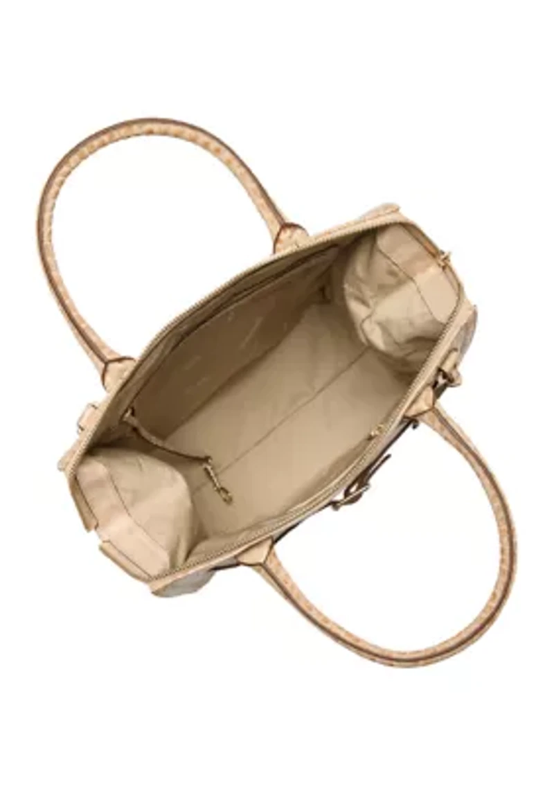 Caroline Satchel 