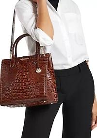 Caroline Satchel 