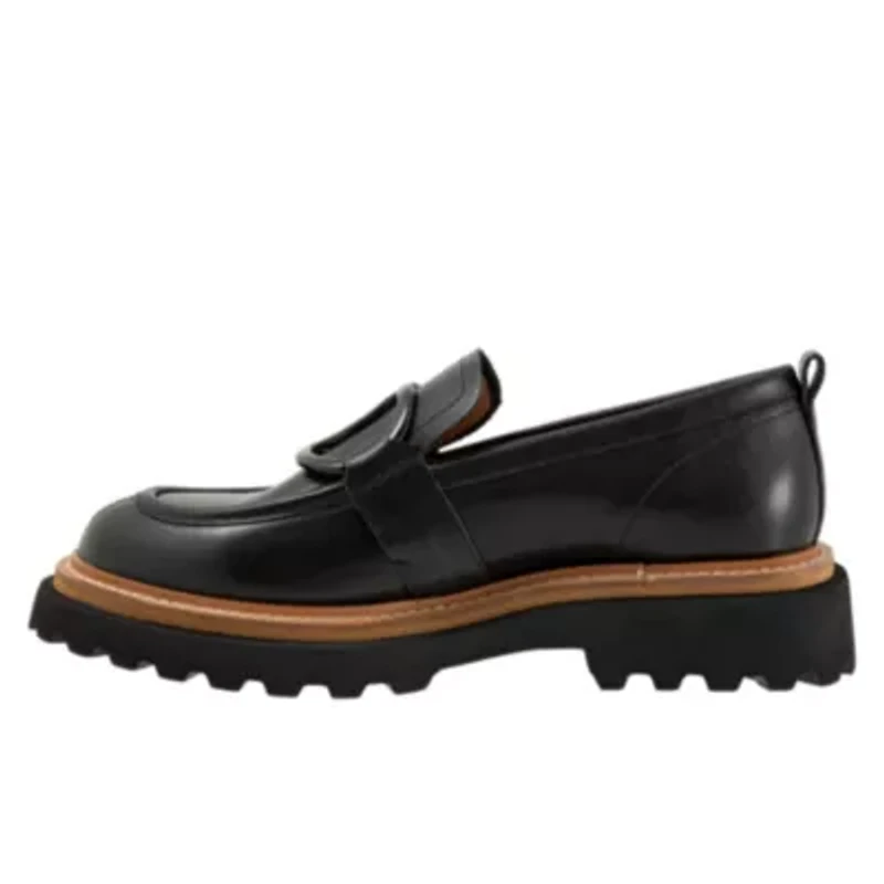 Abbi Flat