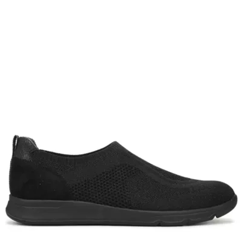 Respect Slip-On Sneaker
